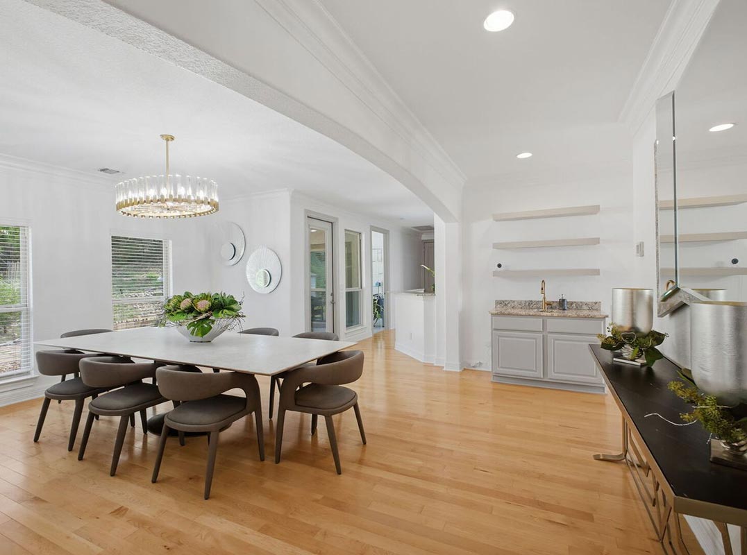 Where Timeless Elegance Meets Panoramic Views