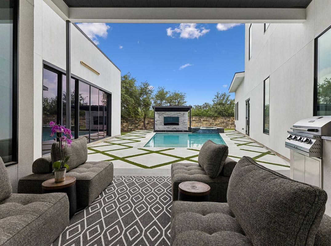 Sharp Contemporary Architecture