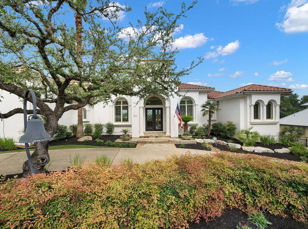 Elevated Living in Vineyard Estates