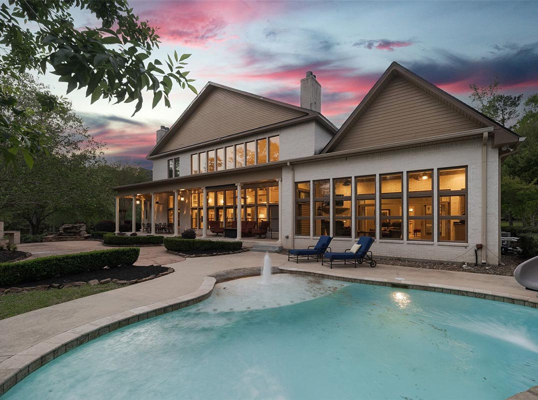 Experience Unmatched Privacy and Southern Elegance