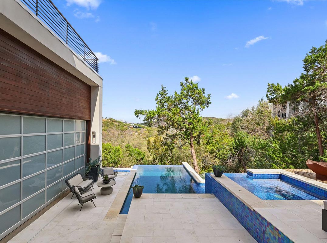 Modern Home In Westlake Hills With Panoramic Canyon Views