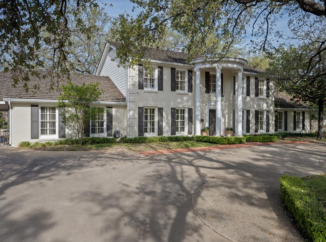 Traditional Southern Colonial Home