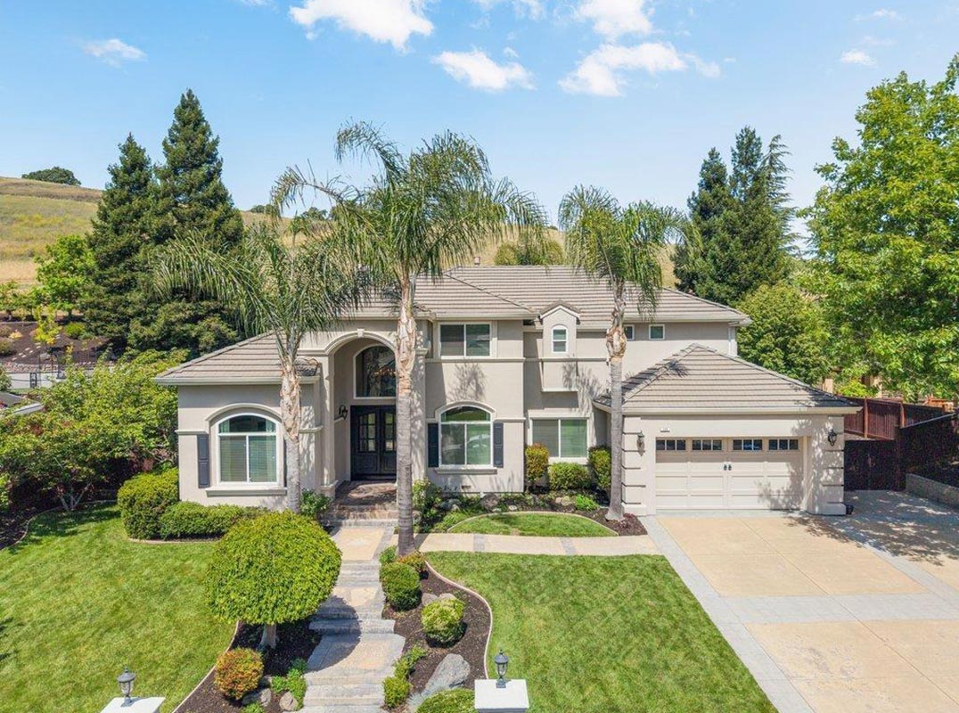 The Perfect Blend Of Privacy, Space, And Functionality 