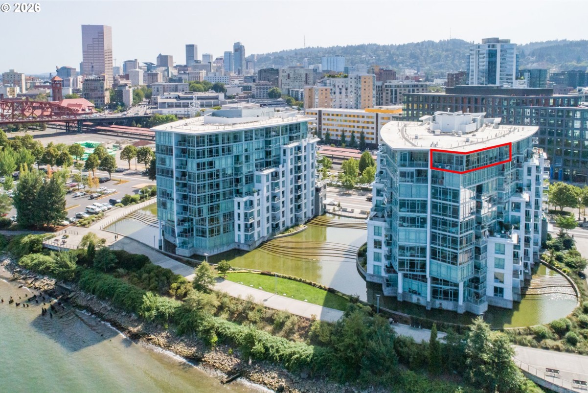 Top-floor Penthouse at Waterfront Pearl