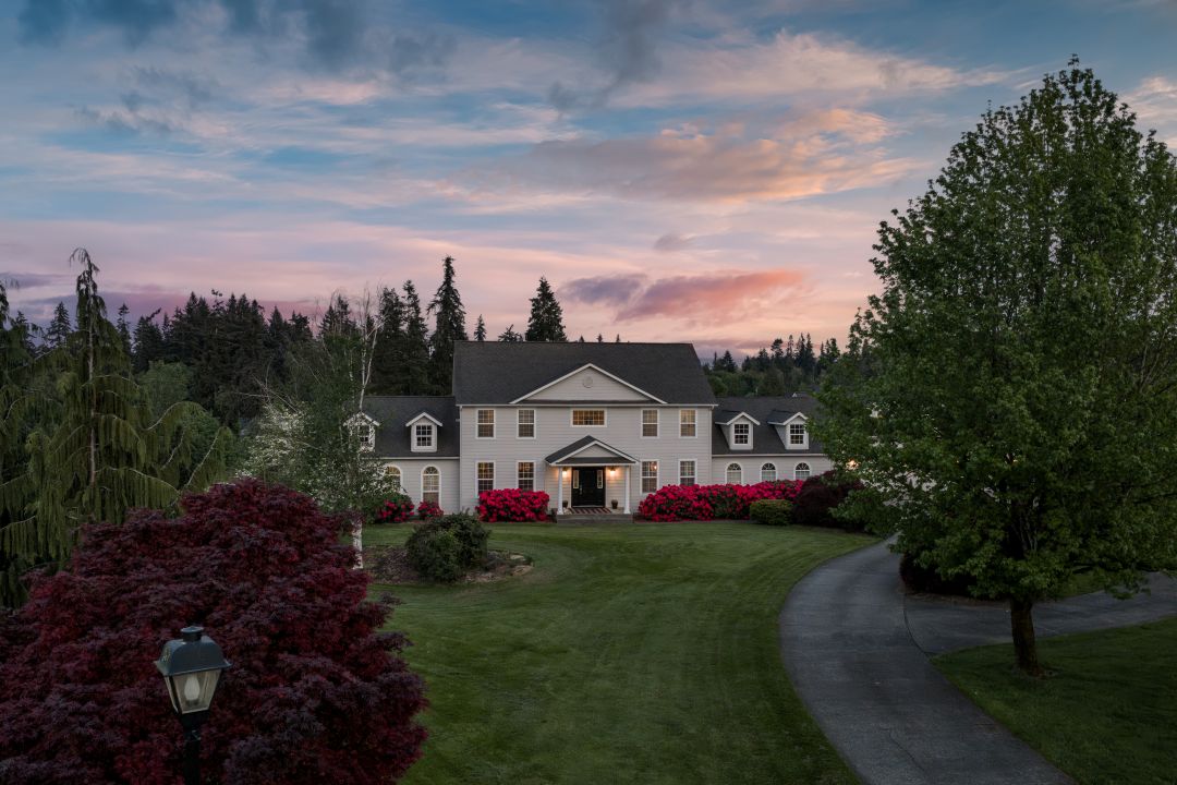 Quintessential Rolling-Hill Estate