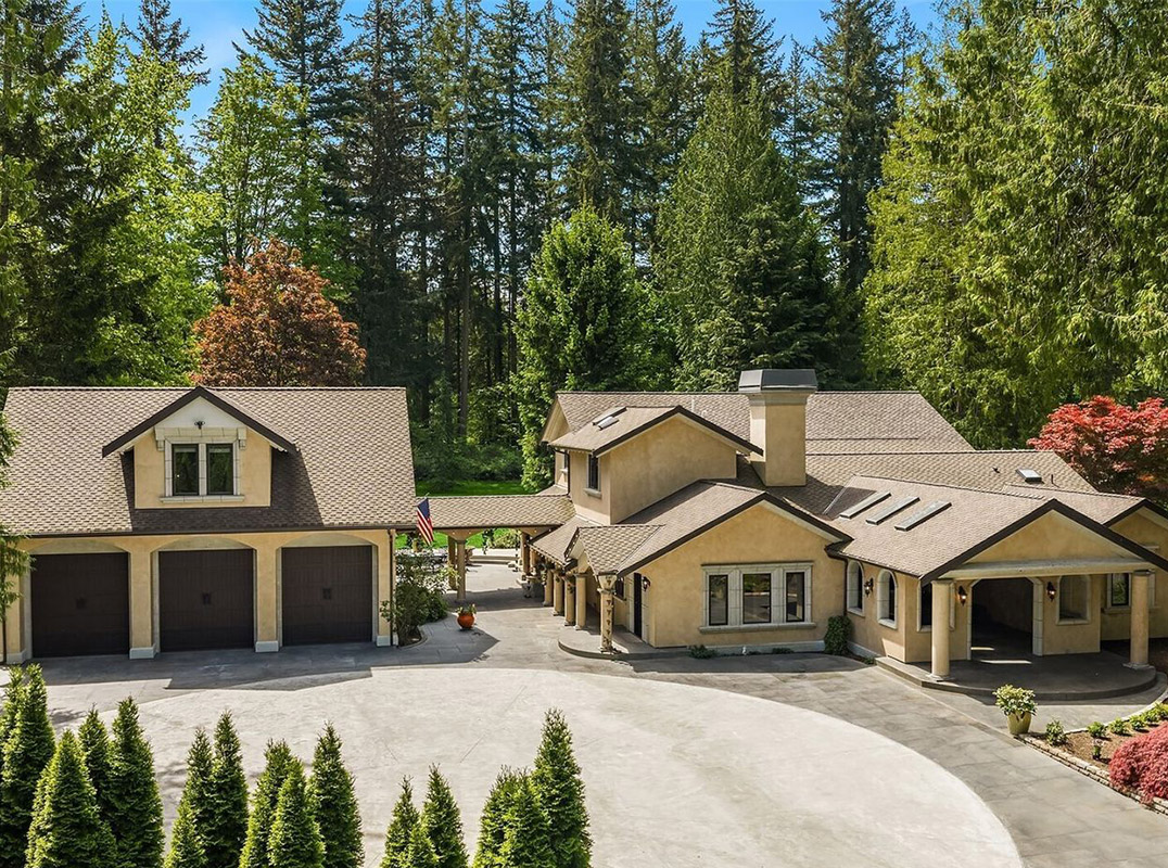 Tuscan Flair Custom Residence