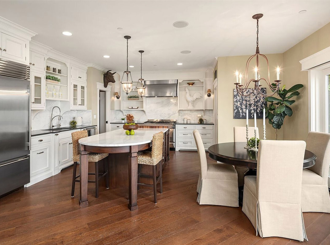 Premier Waterfront Lifestyle on Lake Sammamish