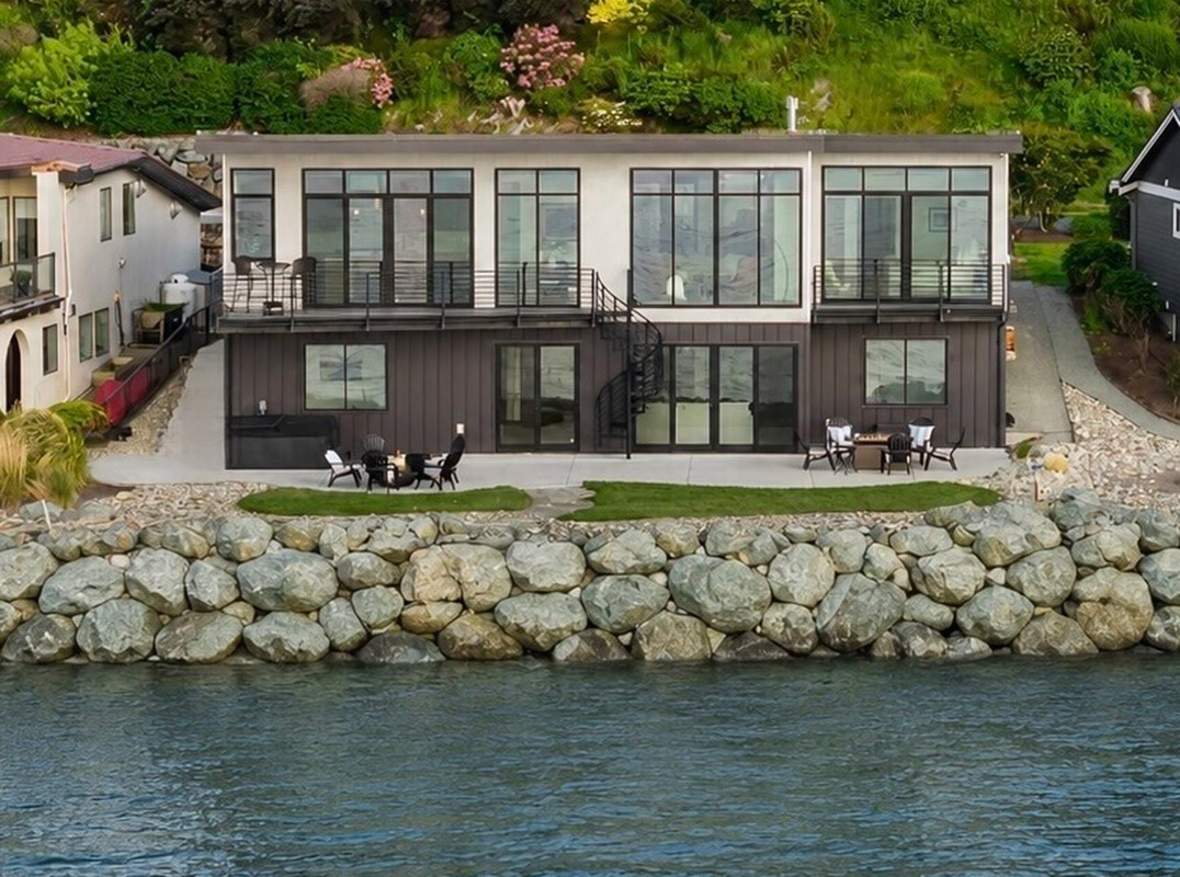 West-Facing Contemporary Masterpiece
