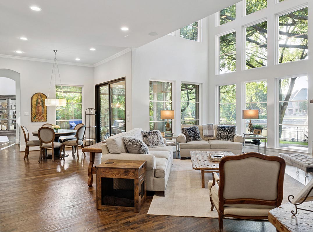Exclusive Lakeside Living Experience
