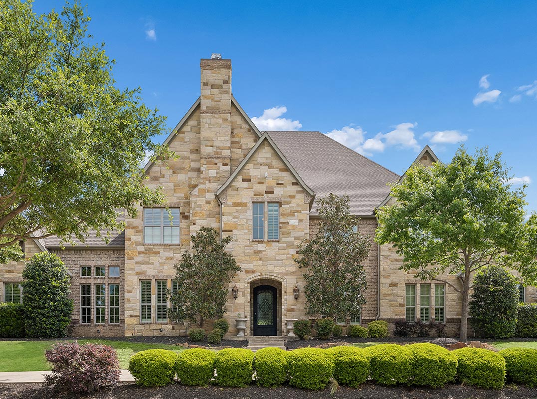 Exquisite Craftsmanship & Timeless Elegance