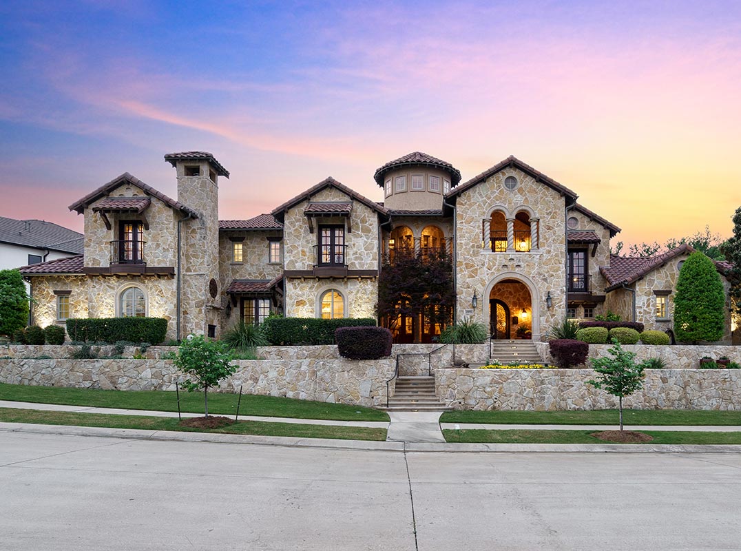 Breathtaking Elegance, Stunning Tuscan Architectural 