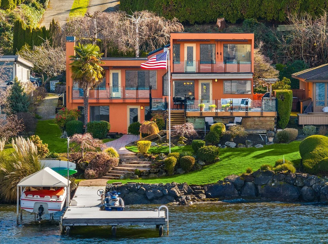 Lake Washington Waterfront