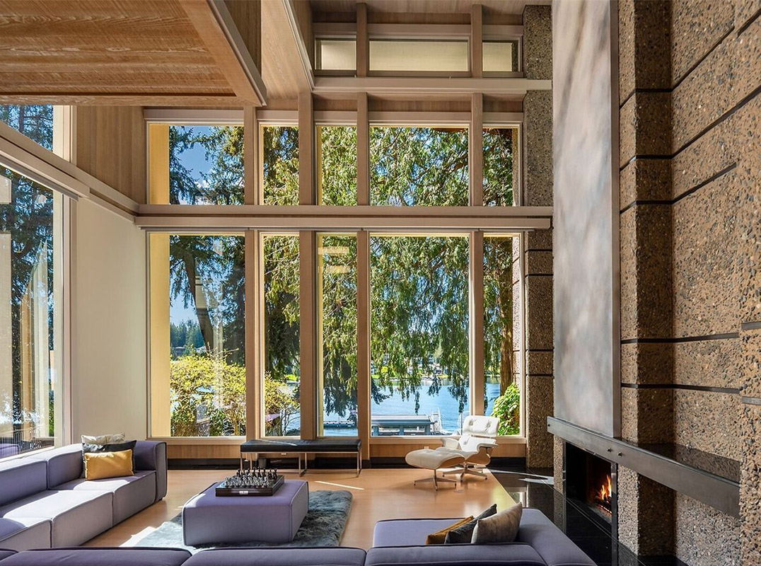 Gated, West-Facing Hunts Point Residence