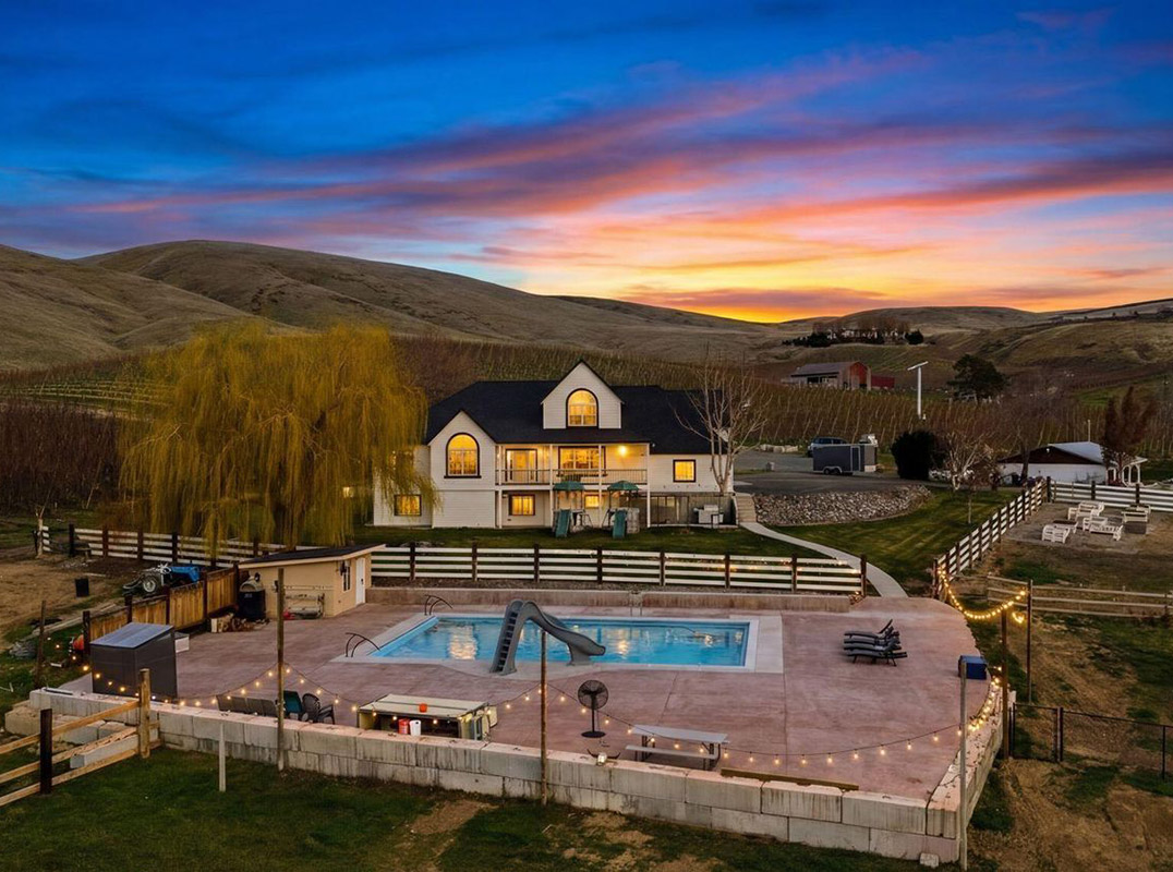 Luxury Living in the Heart of Wine Country