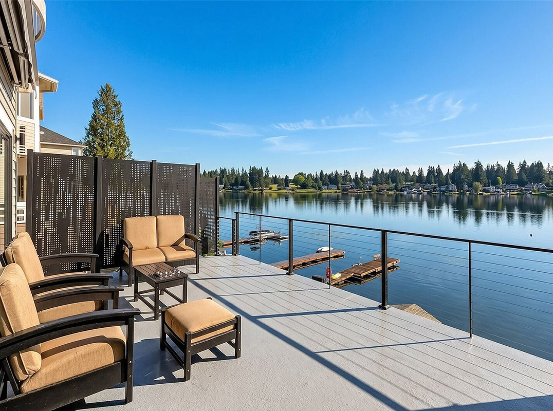 Rare Waterfront Sanctuary