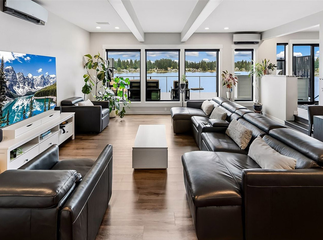 Rare Waterfront Sanctuary