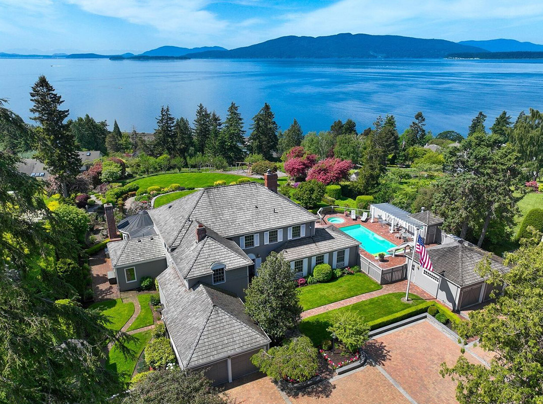 Rare Edgemoor Estate