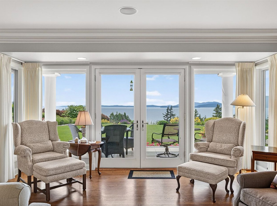 Rare Edgemoor Estate