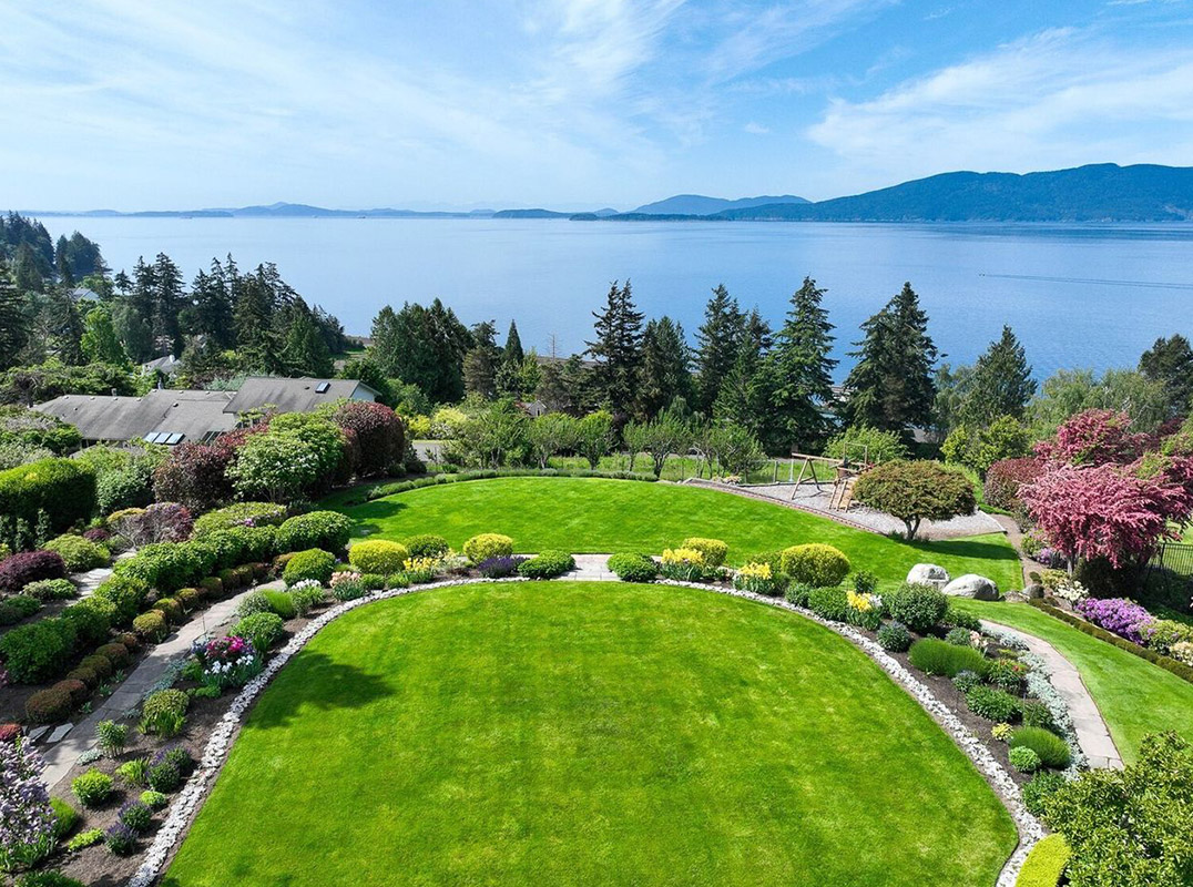 Rare Edgemoor Estate