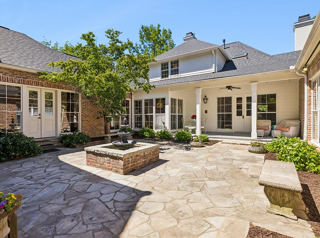 Upscale Louisiana Raised Cottage