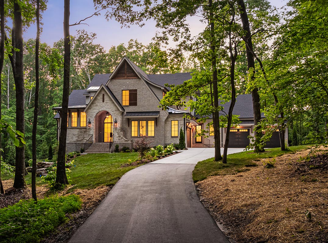 Private Leiper’s Fork Estate Retreat