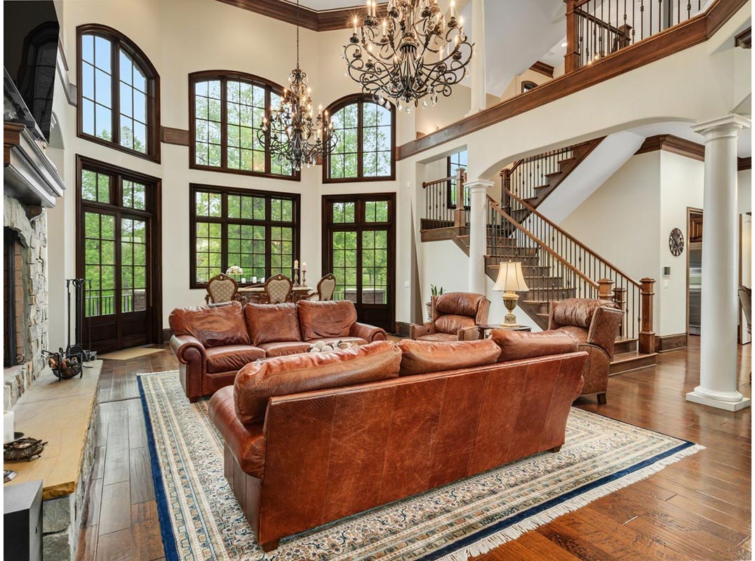 Luxury Estate Near Nashville in Cheatham County