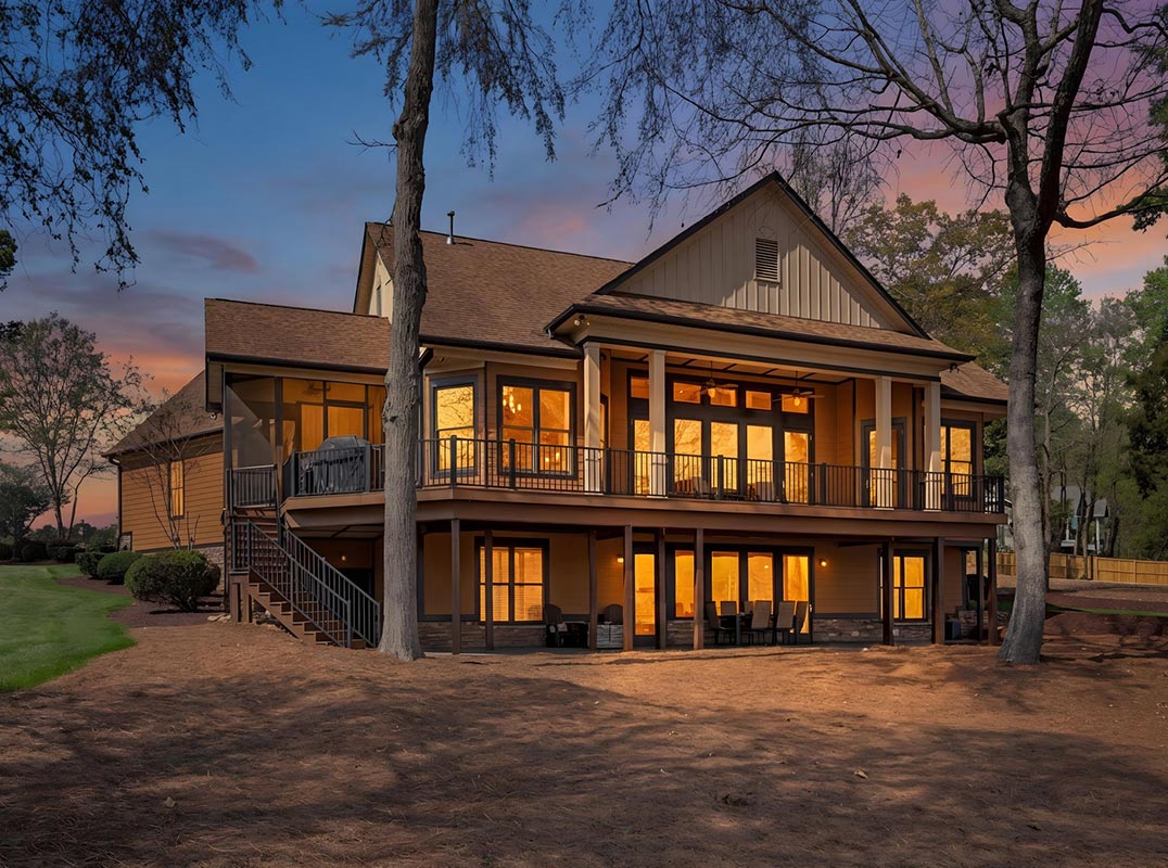 Waterfront Living at It's Best in Troutman