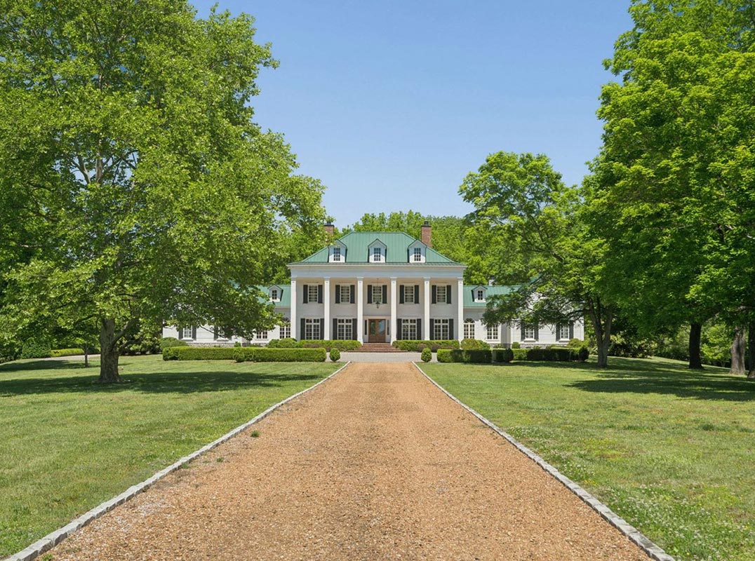 A Rare Blend Of Privacy, Prestige, And Timeless Estate Living