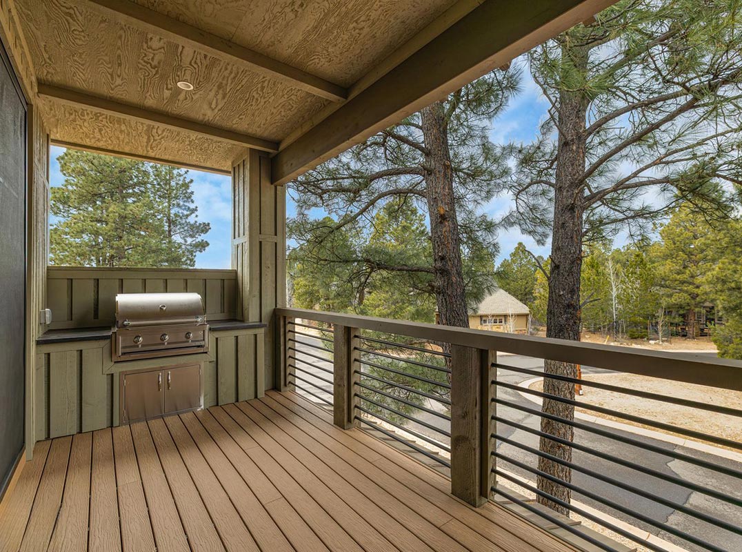 Tree Line Upper Level End Residence