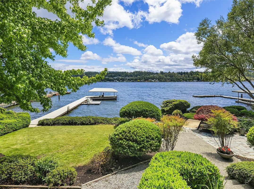 Rare Waterfront Retreat