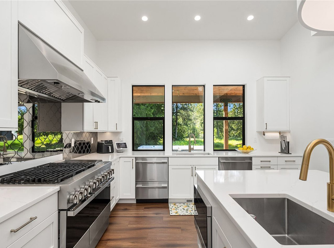 Modern Farmhouse Estate
