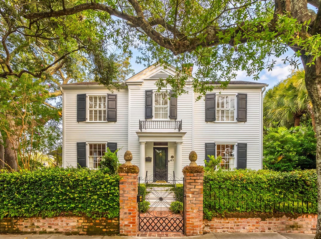 South of Broad | Circa 1940 | Lush Sheila Wertimer Garden