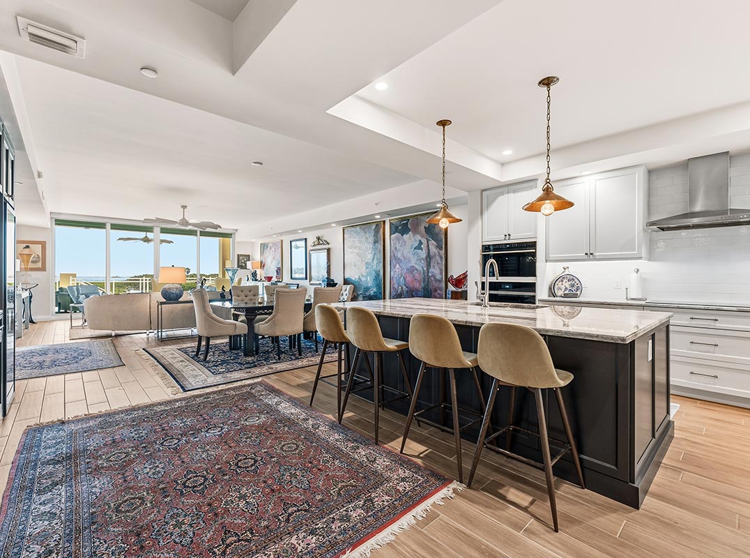 Luxurious Gulf Front Condo