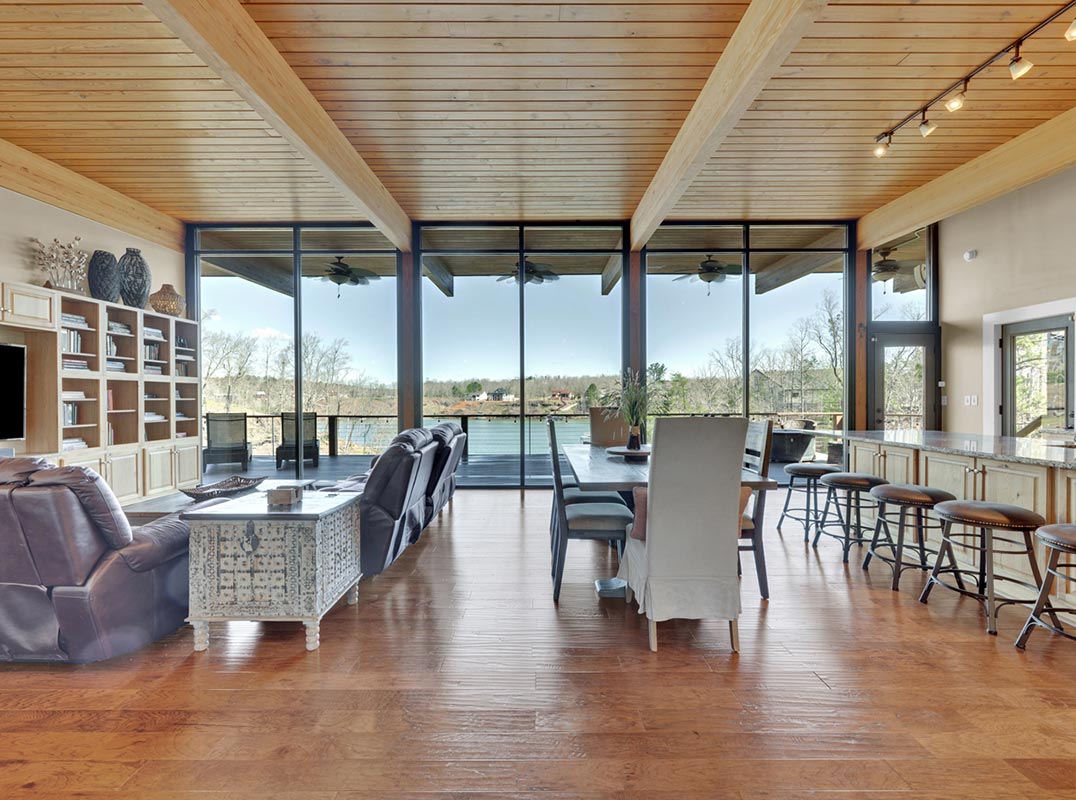 Lewis Smith Lake ~ Alabama — Extraordinary Custom-Built Waterfront Estate
