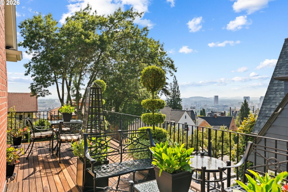 KINGS HEIGHTS ESTATE, PANORAMIC VIEWS