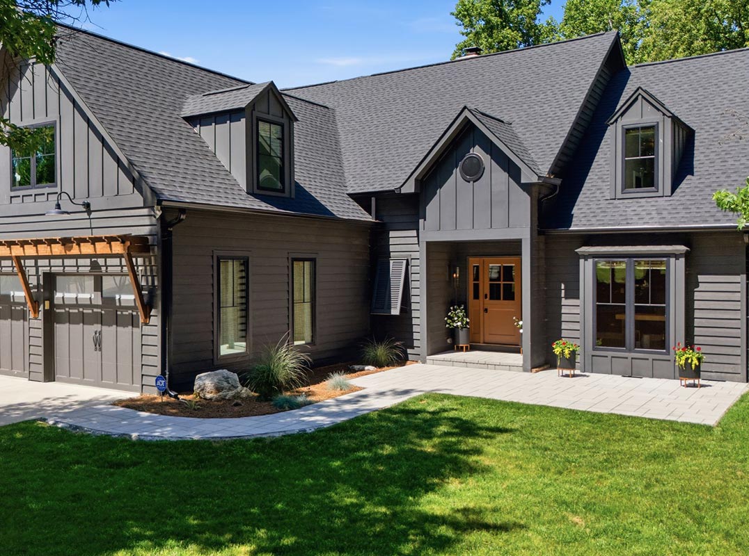 Luxury Waterfront Living on Lake Norman