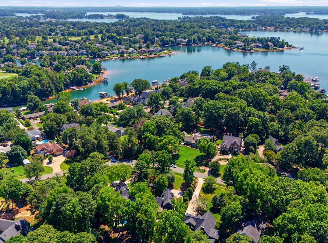 Luxury Waterfront Living on Lake Norman