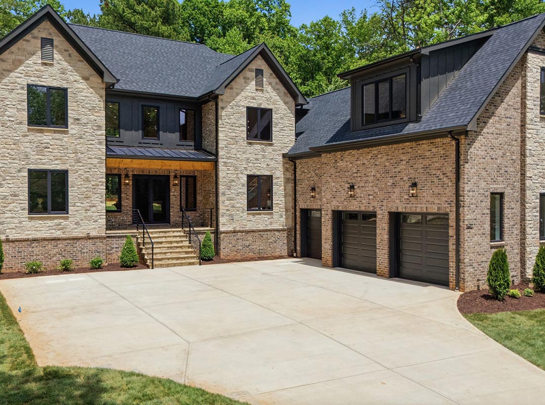 Custom Home in Desirable Lakewood Neighborhood