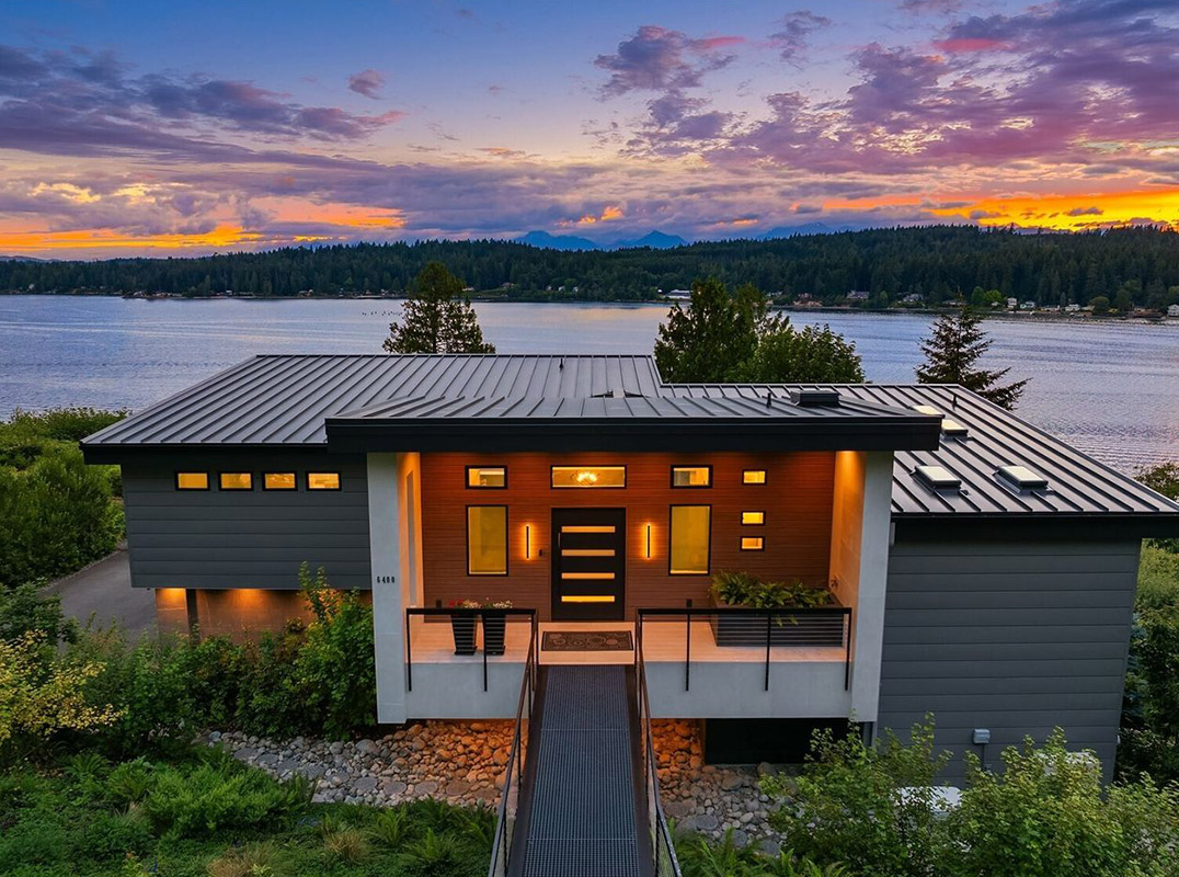 Striking Contemporary