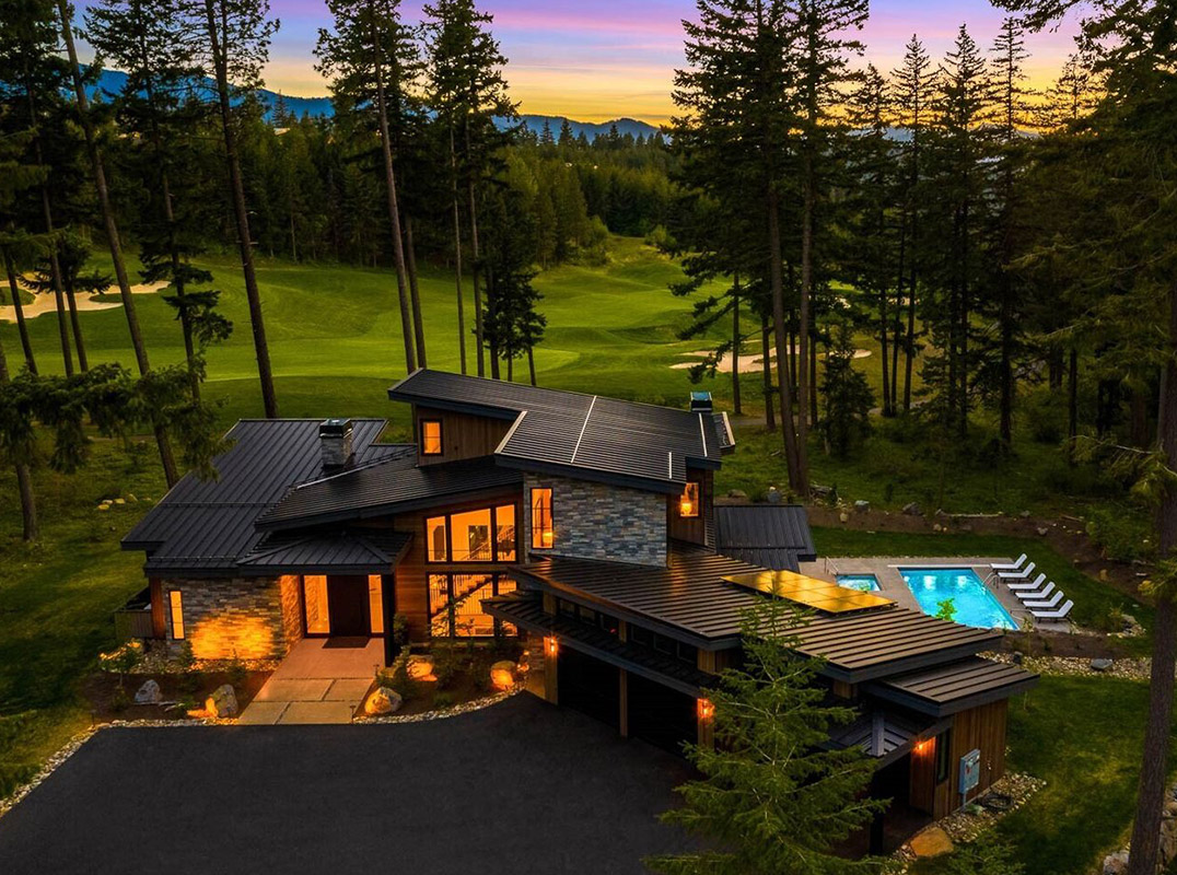 Modern Mountain Retreat