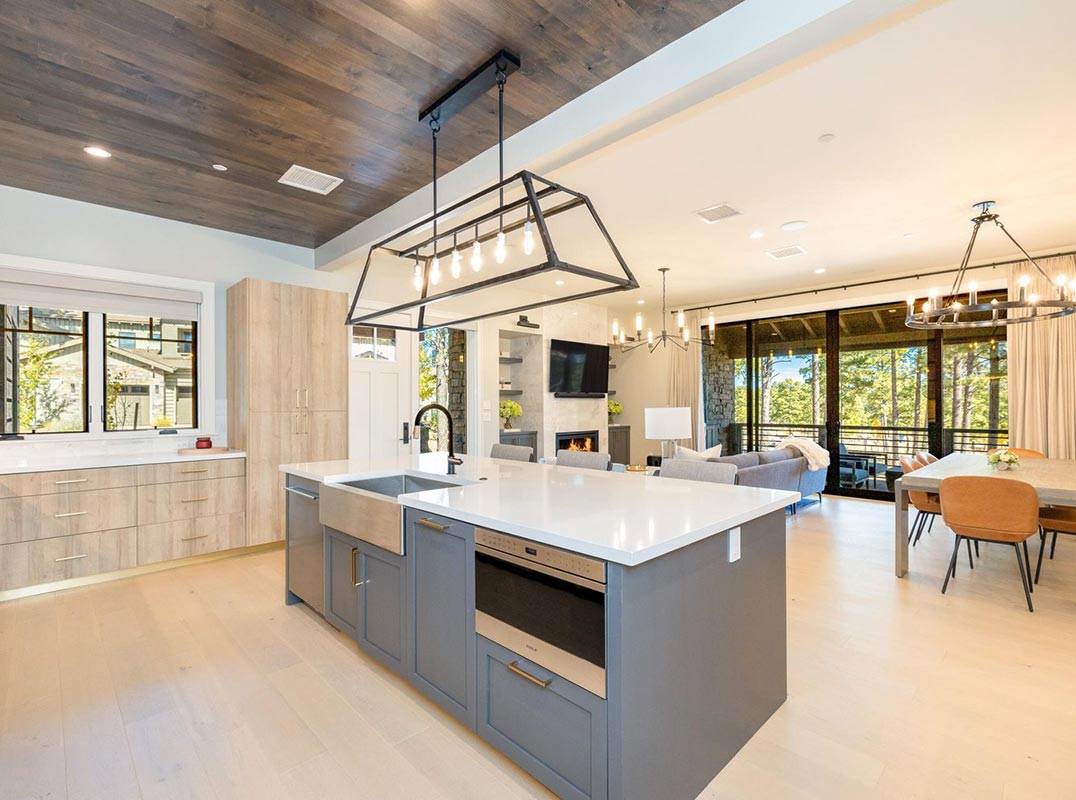 Lightly Lived in Mountain Modern