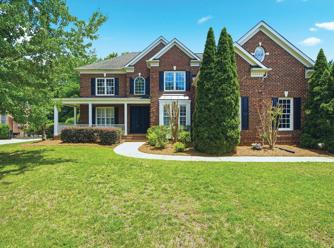 Private Backyard Oasis in Country Club Estates