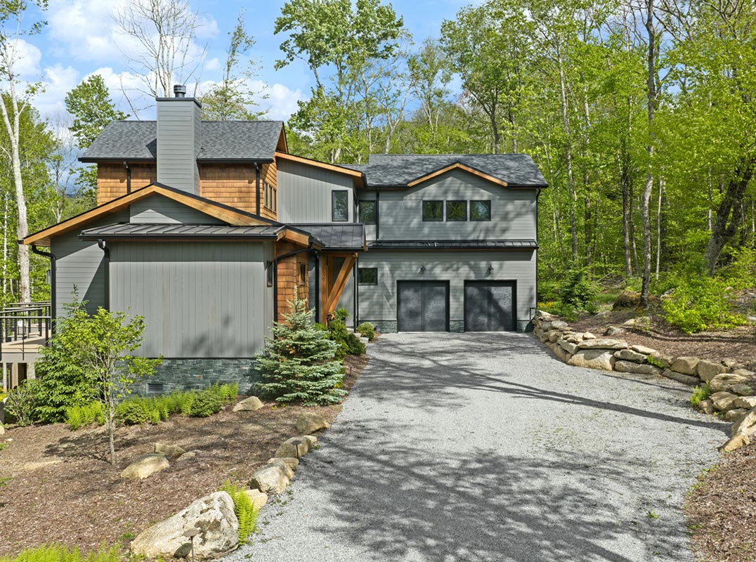 Effortless Mountain Living at The Lodges At Eagles Nest