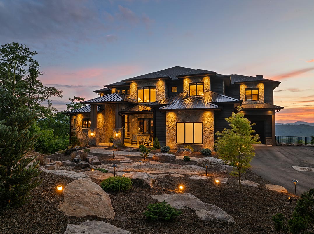 Newly Constructed Custom Estate in The Lodges at Eagles Nest