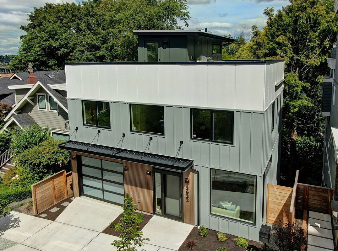 Modern Luxurious Residence