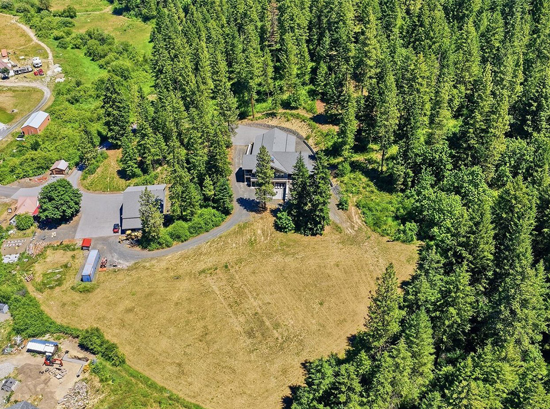 Custom Leavenworth Estate