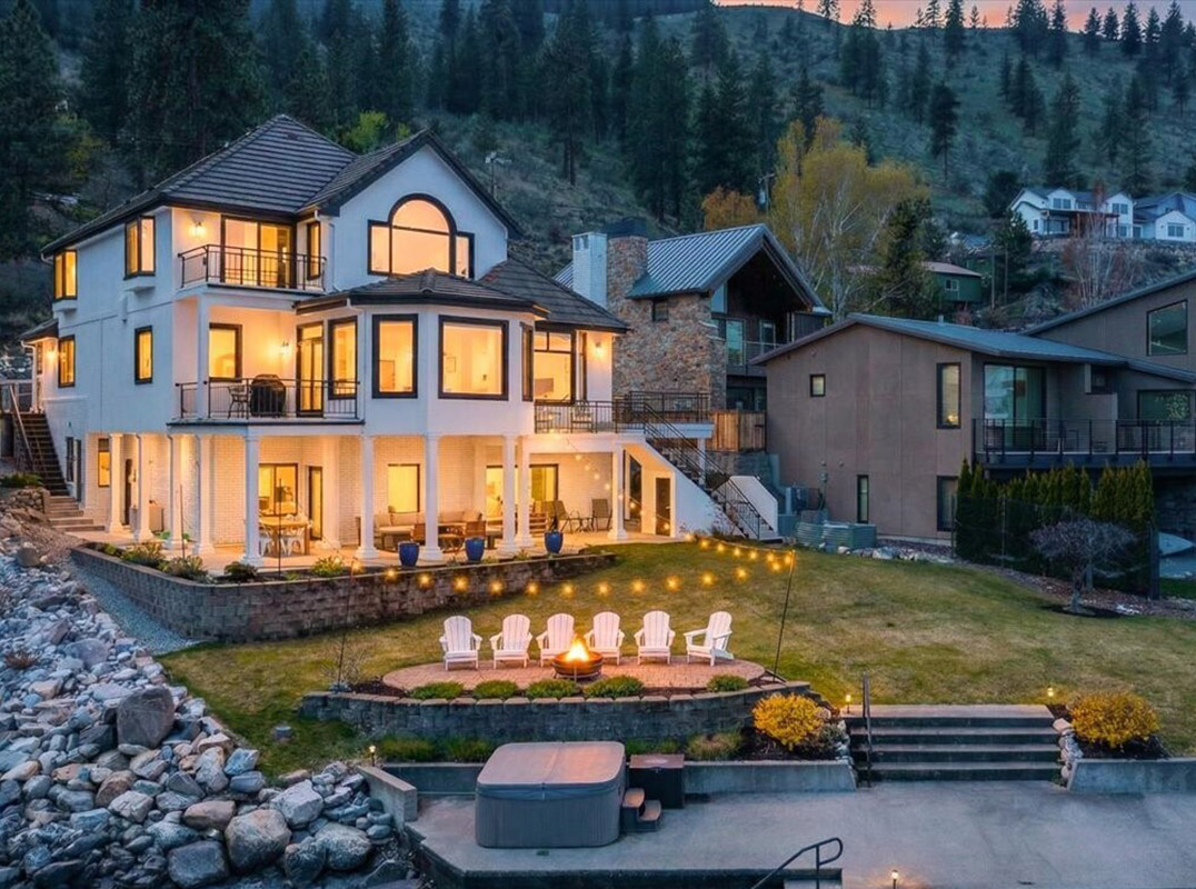 Ultimate Waterfront Living