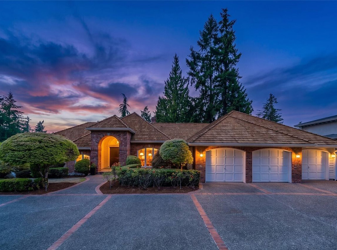 Exceptional Clyde Hill Estate