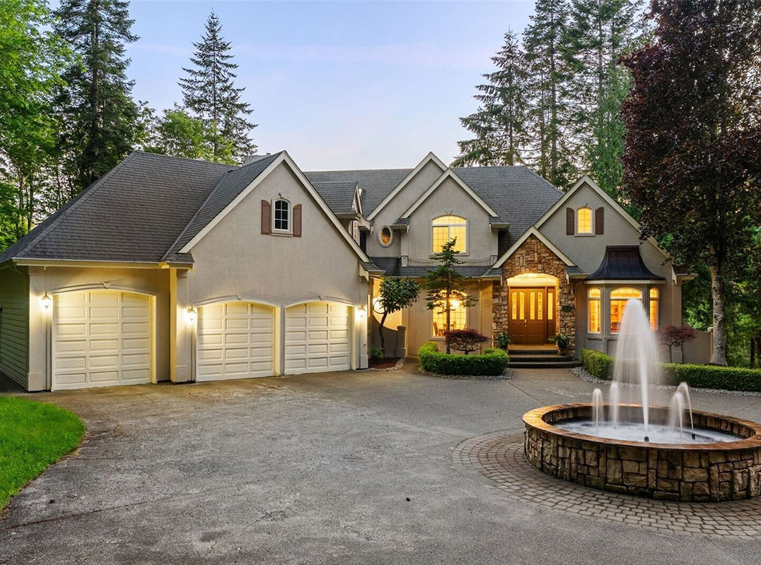 Exceptional Summit Lake Home