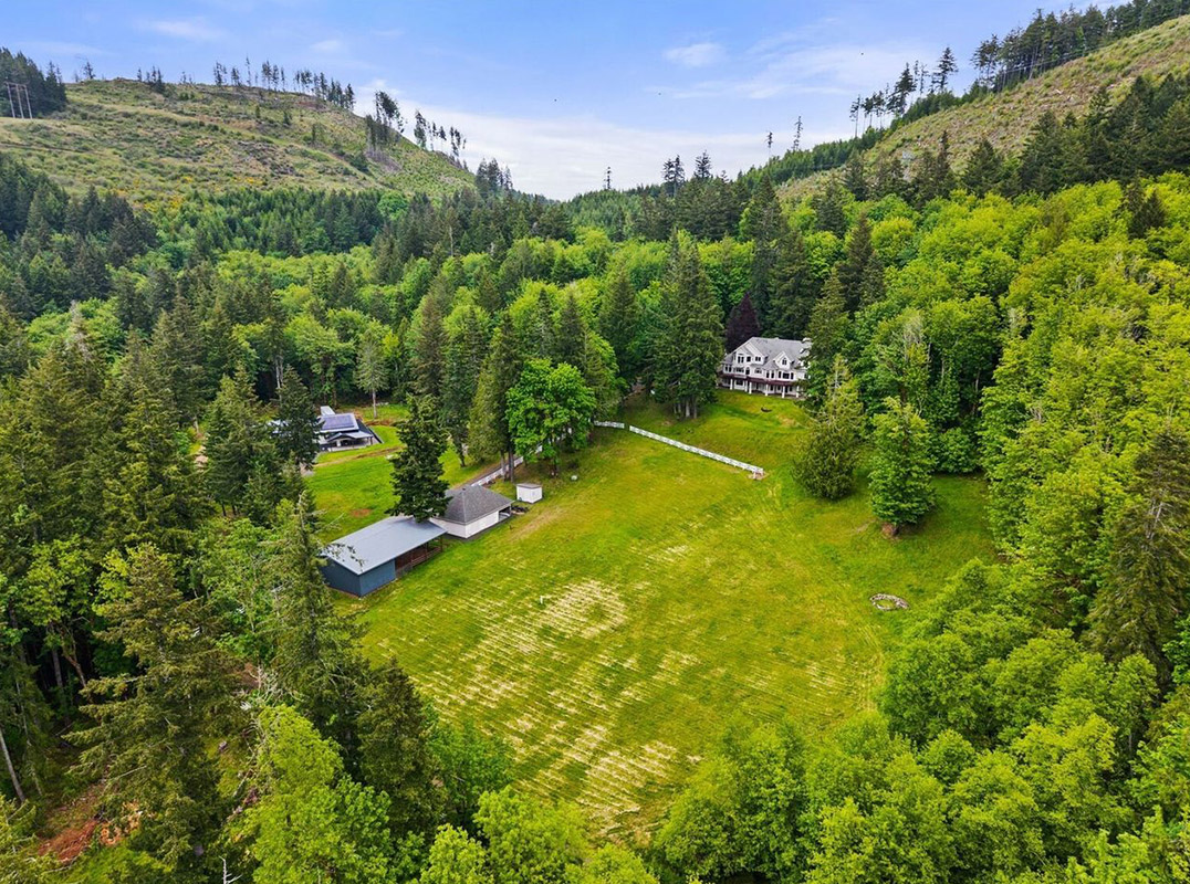 Exceptional Summit Lake Home
